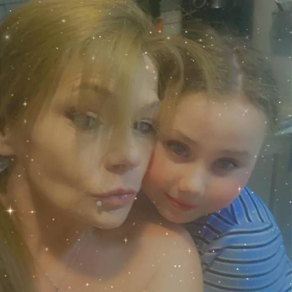 Meet your Posher, Kristin - Picture 1 of 1